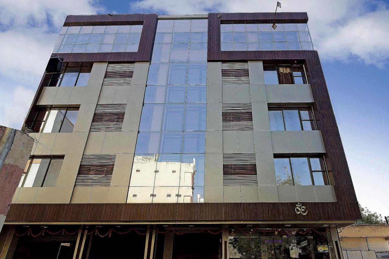 Hotel Netra Sai Shirdi Exterior photo