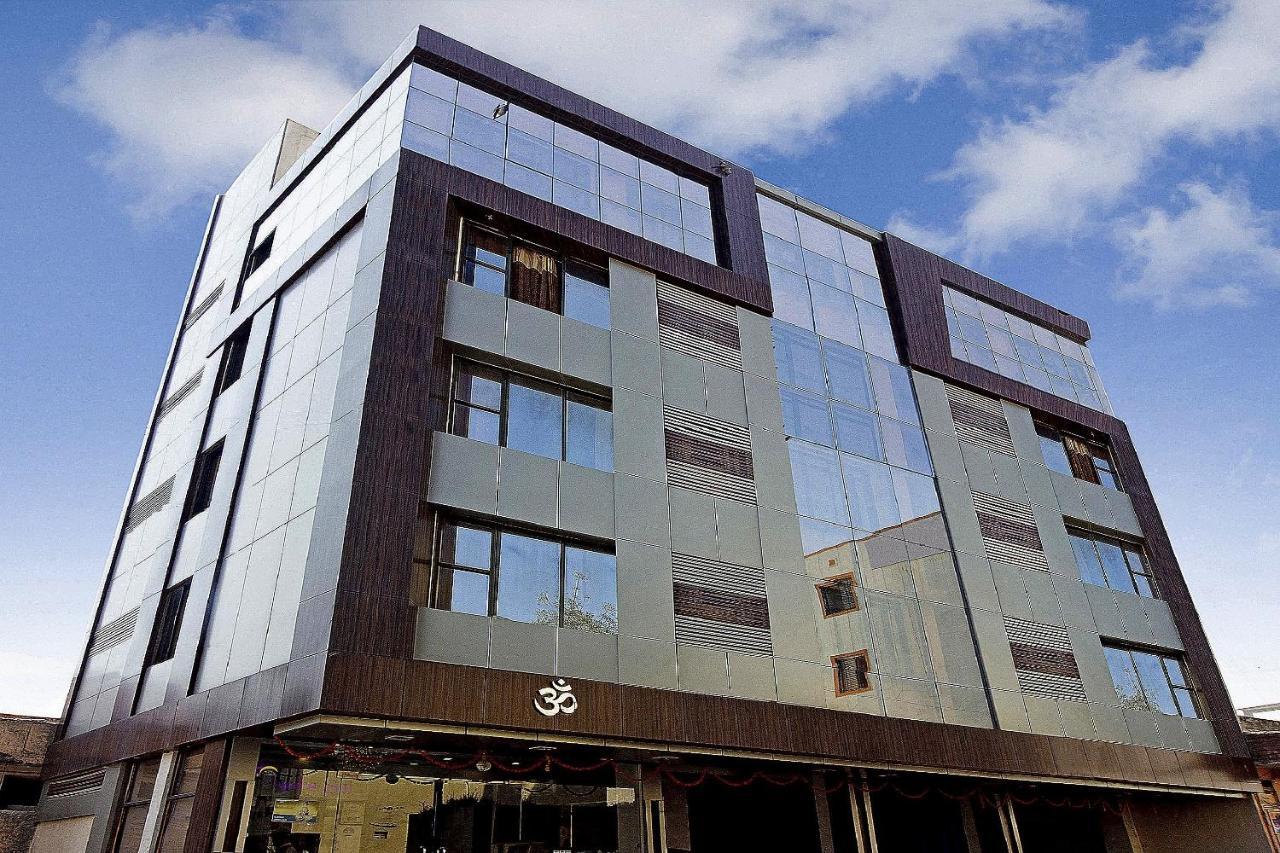 Hotel Netra Sai Shirdi Exterior photo
